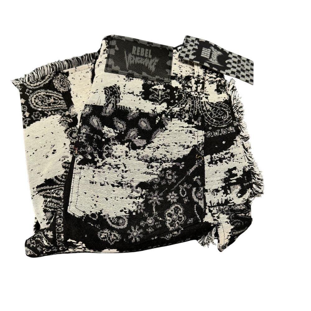 Rebel Vengeance Shorts Mens 28 (28x11 ACTUAL) Paisley‎ Tapestry Frayed Hems NEW